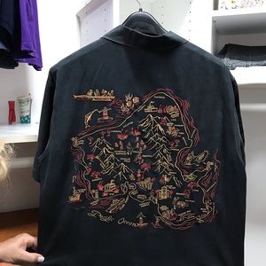 Tori Richard Hawaiian shirt with fabulous embroidery